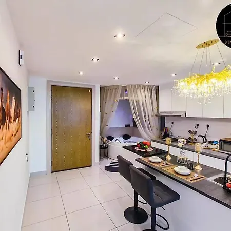 Southkey Mosaic Staycation City Walk To Mid Valley Shopping Center Johor Bahru Exterior photo