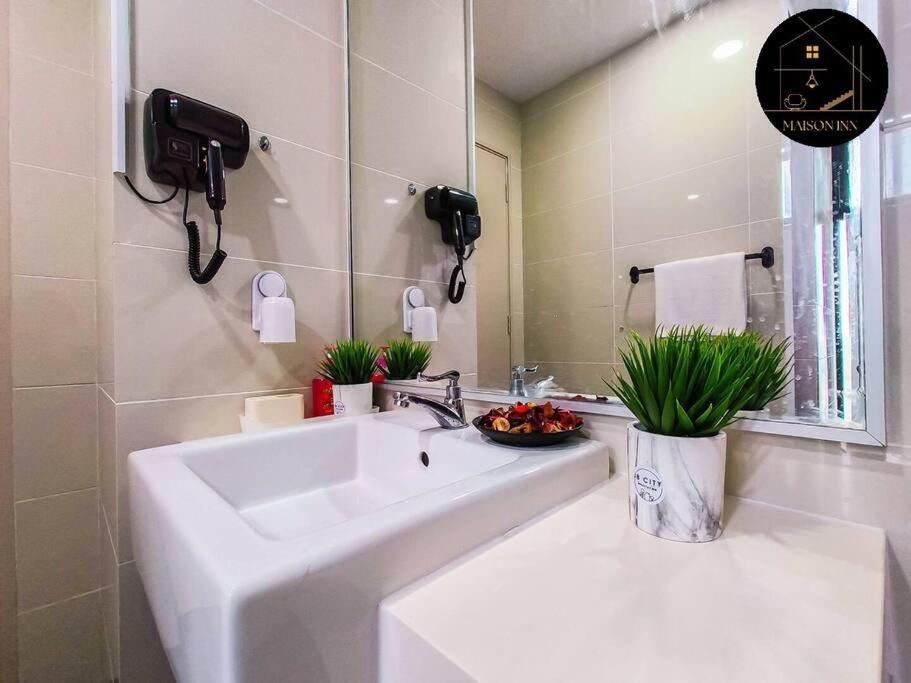 Southkey Mosaic Staycation Walk To Mid Valley Shopping Center Apartment *