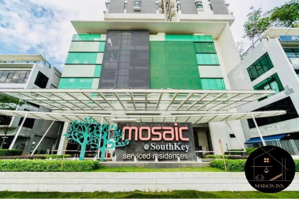 Southkey Mosaic Staycation Walk To Mid Valley Shopping Center Apartment